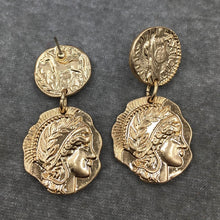 Load image into Gallery viewer, HELENA CLASSIC EARRINGS
