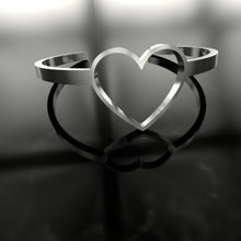 Load image into Gallery viewer, Heart Ring
