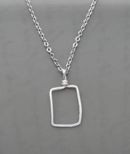 Load image into Gallery viewer, Modern Minimalist Necklaces Shapes - Square
